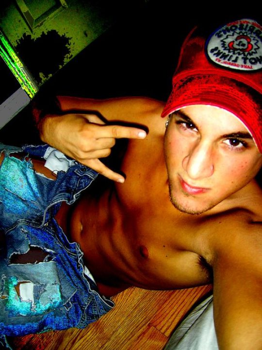 cute sexy young gorgeous beautiful buff hung boys