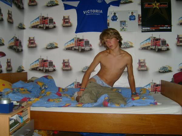 hot boys found online