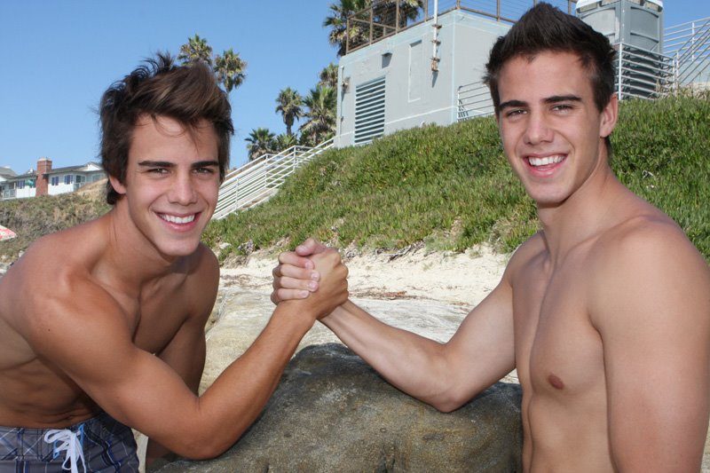 Hot Stuff Twins