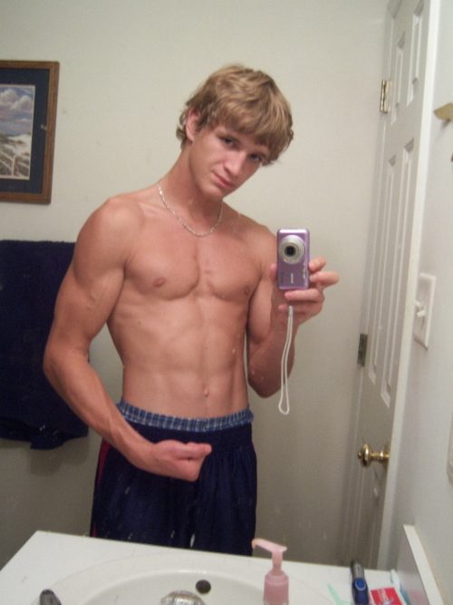 tumblr lpqih7vSjC1qmrqyro1 500