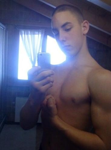 S8boy2