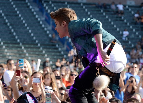 justin bieber 5 13 12 02