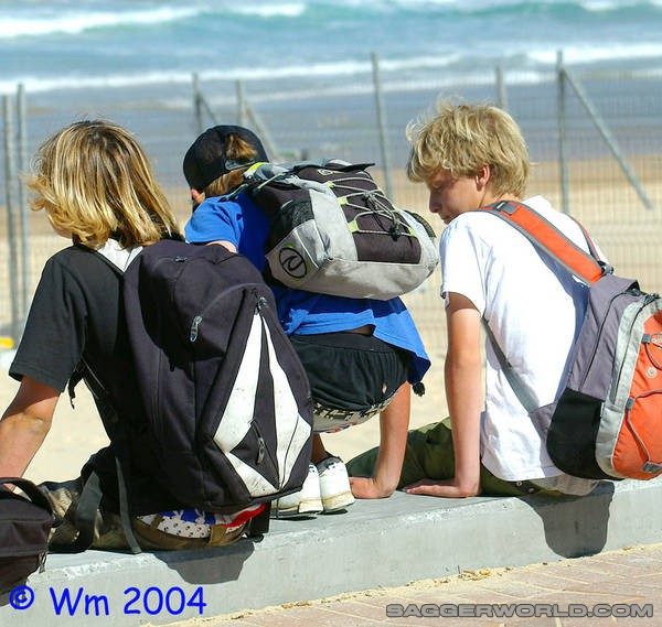 Group of teen saggers.