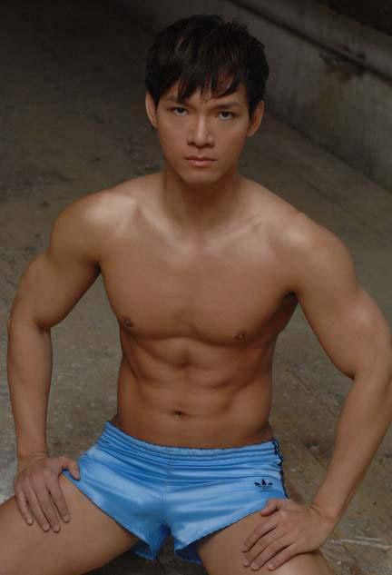 87-02_-_these_are_real_shorts