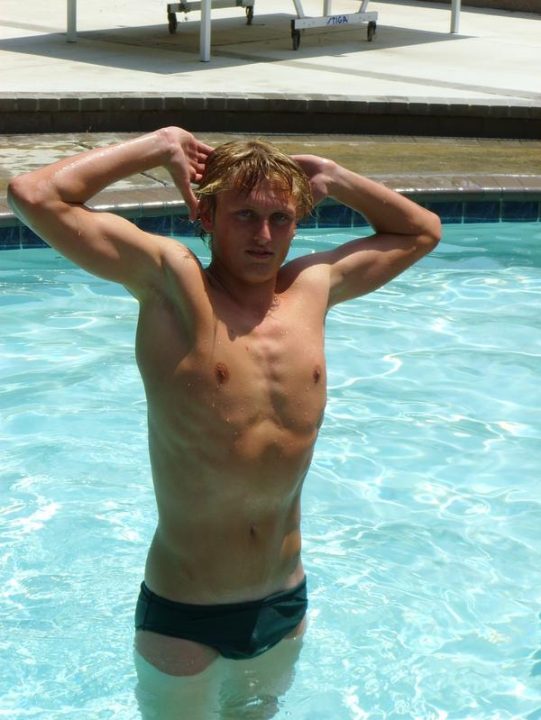 cute sexy young gorgeous beautiful buff hung boys