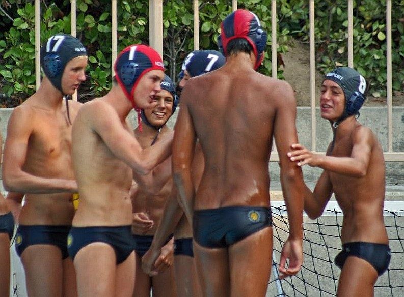 Hot Speedos Guys