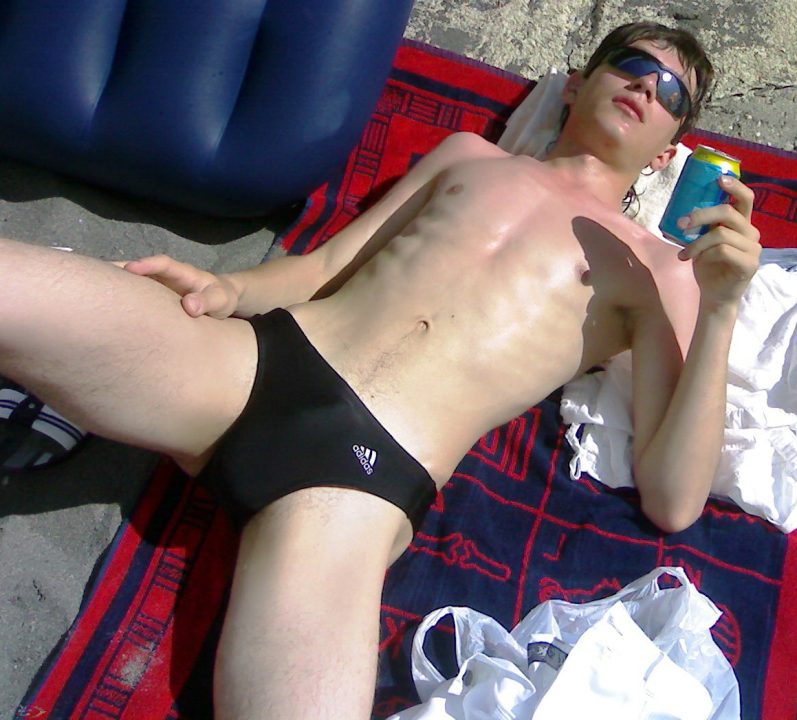 Gorgeous Guys in Speedos