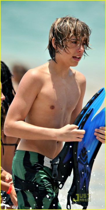 shirtless Sprouse