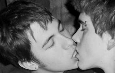 sweet kissing