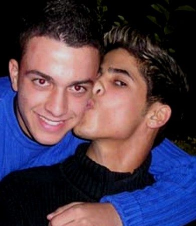 Kissing cheek