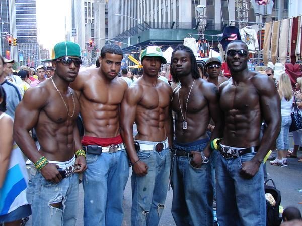 city_gym_boys_2