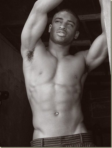 shirtless_blk_model_thumb_2_