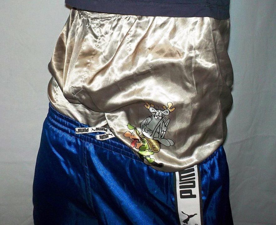 HÃ¤lge and puma shorts