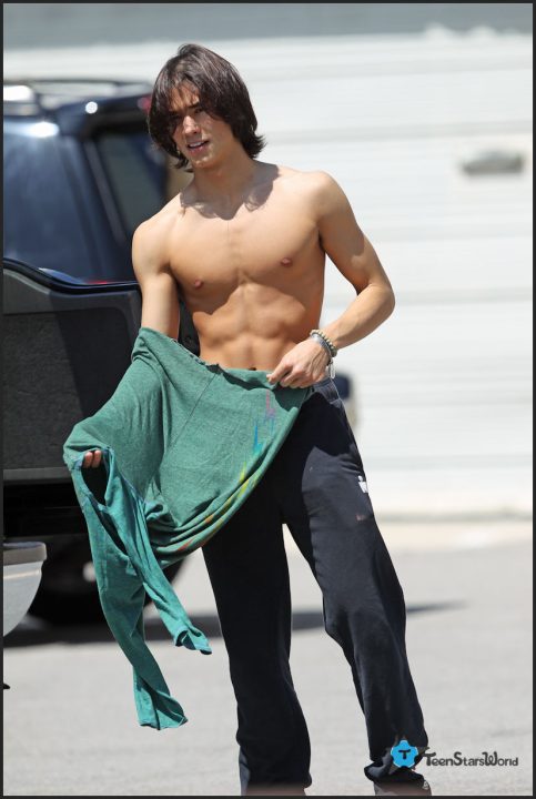 Booboo Stewart