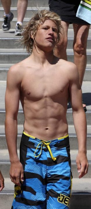 blonde_abs1