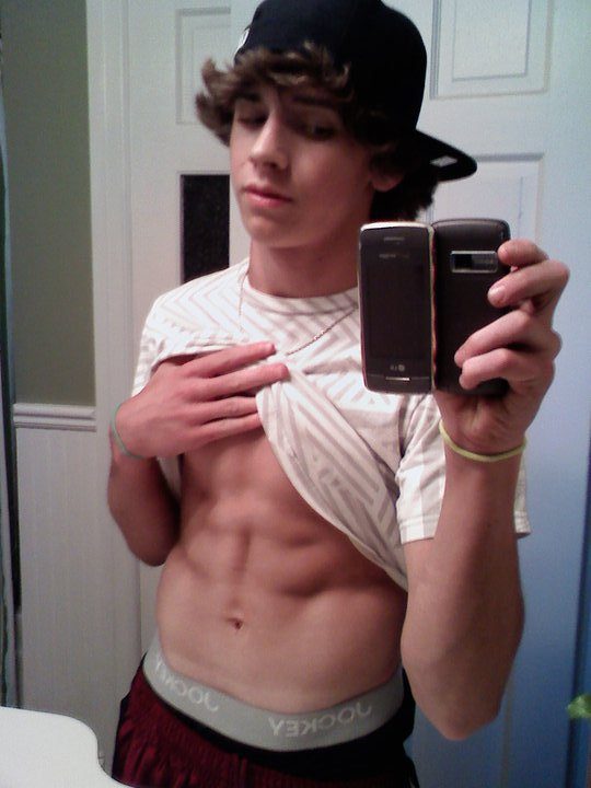 167712_108666892542329_100001970565313_66053_2550363_n