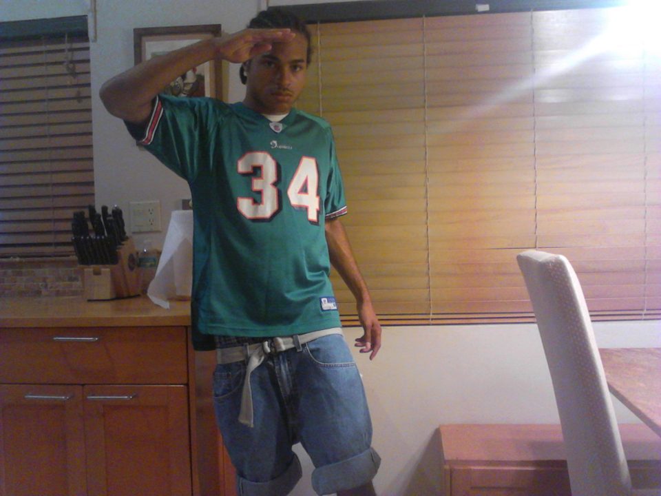 Sagging In My Levi Cutoffs