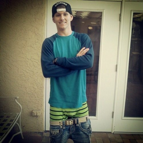 tumblr mgt2t7JIlL1resplvo1 500