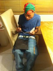 Sagging With My $300 Gucci Ivory pebble Green Interlocking G buckle Belt With New Jeans On!