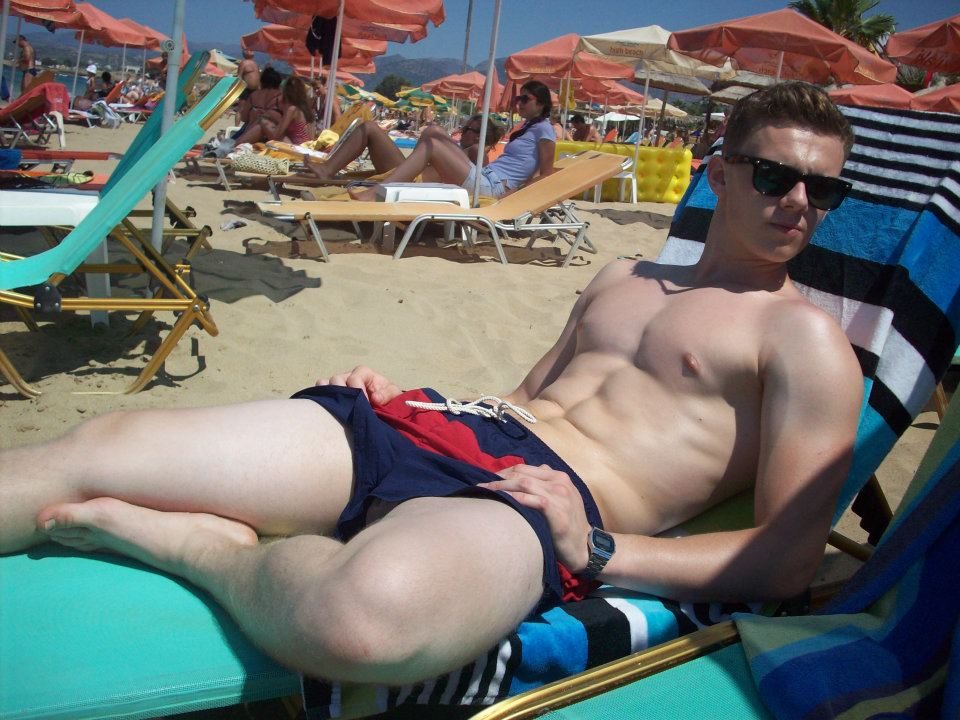 tumblr mi4860AZb21s5fgtxo1 1280