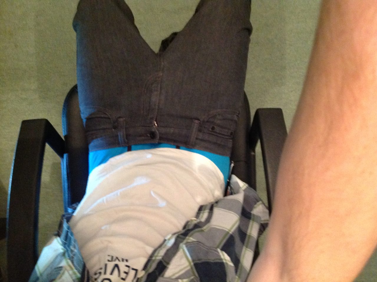 Just got back from college and just realised how low i was sagging! maybe i should have pulled them up a bit?