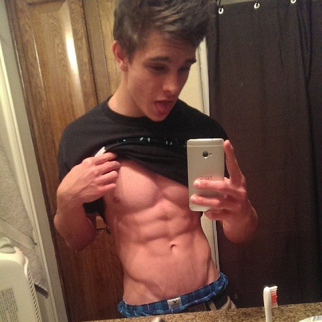 tumblr n56olqdUrU1rphqceo1 1280