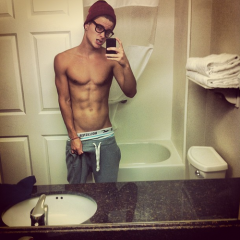 tumblr_nfi017cOOM1s6gs1fo1_500.png