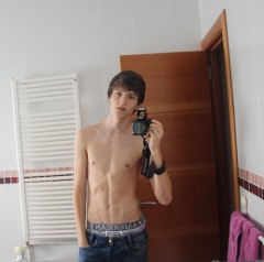 tumblr msniaoZOXa1sufndto1 500