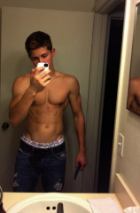 tumblr na90phs7Zr1rj9flpo1 400