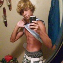 tumblr_nh2ml9ppkB1tl7xhvo1_500.jpg