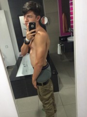 tumblr n9js9mXW6R1tttlcoo1 500