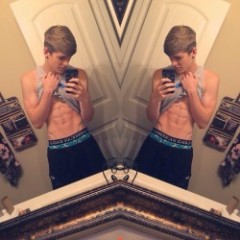 tumblr n8gorrvi8C1qhws1to1 250