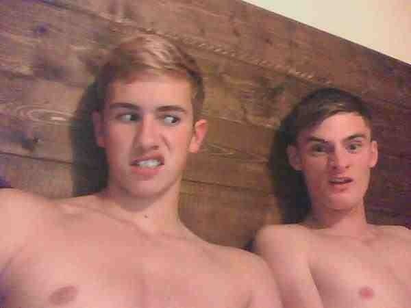 Hilarious face pulling