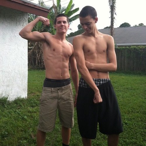 tumblr ncx6hng7Bm1tagcoio1 500