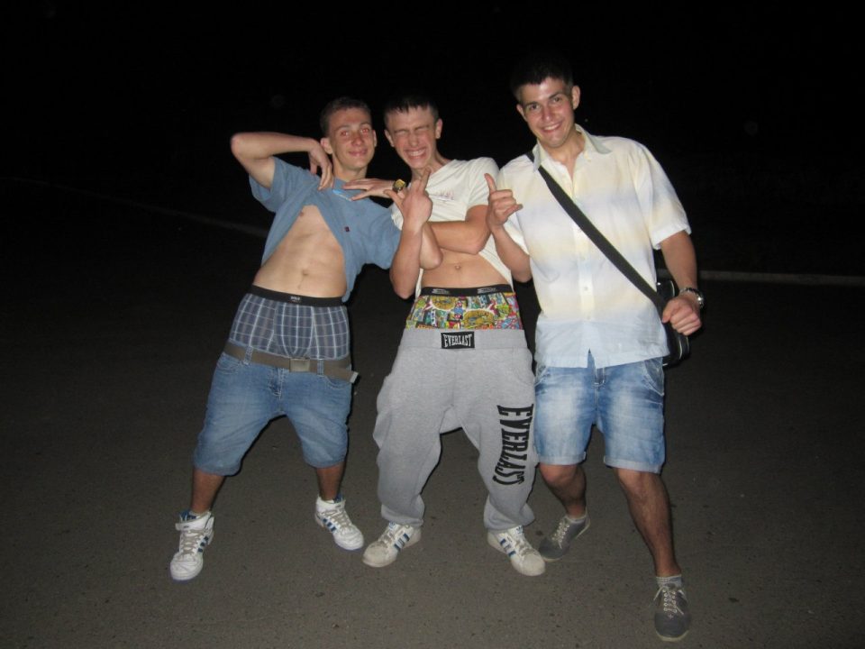3 Mates