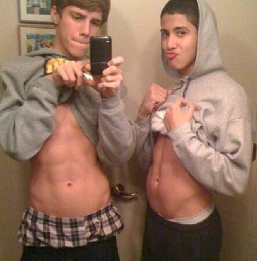 tumblr nghg00CxU61tttlcoo1 500