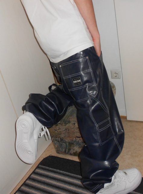 568ab2f20375d-MARCUSSUPERFUCKINGSEXYFOREVERAMEN..jpg