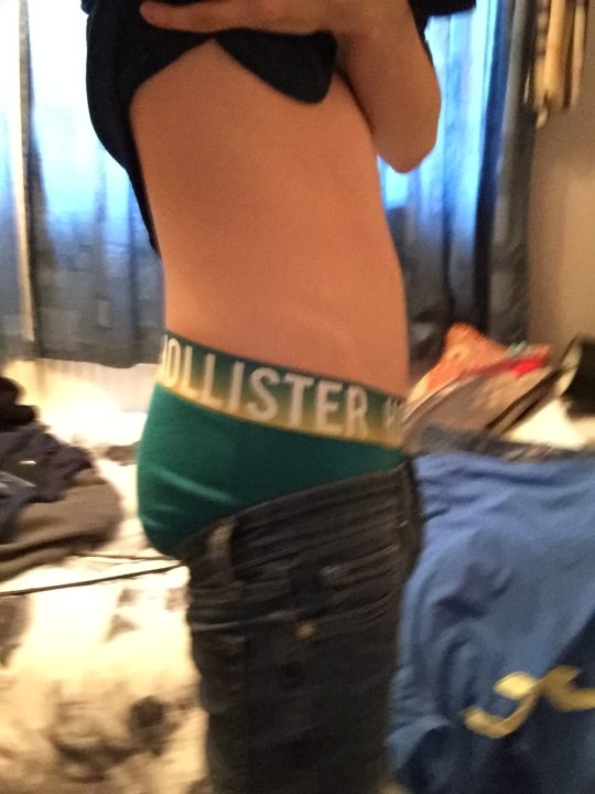 Hollister 6