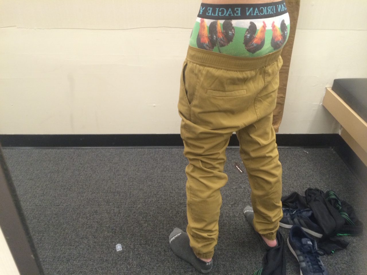 Mirror Sagging Pic 2 (Back View of Sag)