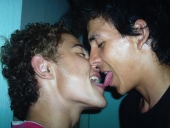 sext cute buff hung beautiful gorgeous boys