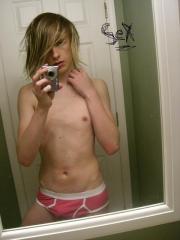 cute sexy young gorgeous beautiful buff hung boys