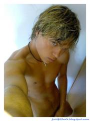 cute sexy young gorgeous beautiful buff hung boys