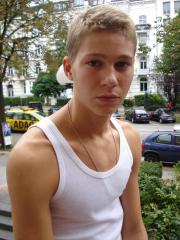 cute sexy young gorgeous beautiful buff hung boys