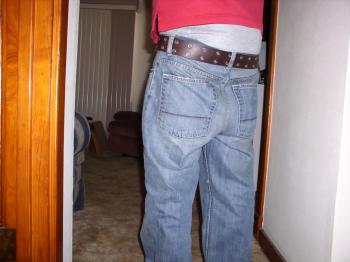 jeans saggin