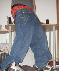 sorta big guy - good saggin