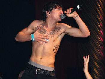 mitchel_musso_1297550554