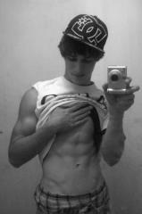 Cute Guys and Hotness