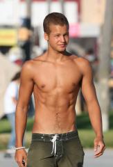 Awesome Boardshorts Guys