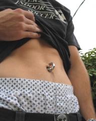 pierced navel