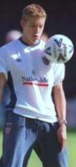 Alan Smith (UK) bulging
